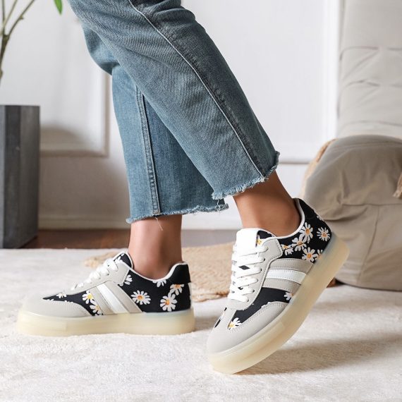 Women's Black Light Grey Daisy Print Trainers